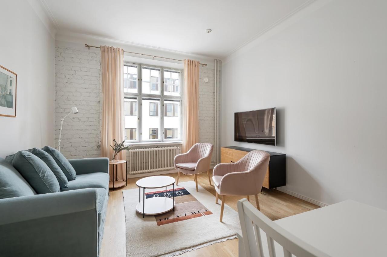 Wehost Fabulous 2Br In Prestigious Punavuori @Iso Roobertinkatu 26 Helsingfors Eksteriør bilde